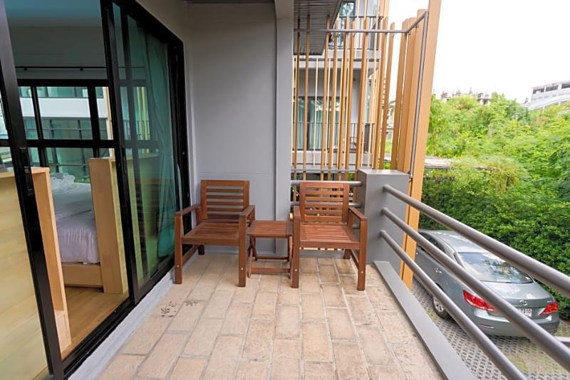 Nest By Sangob Hotell Bangkok Exteriör bild