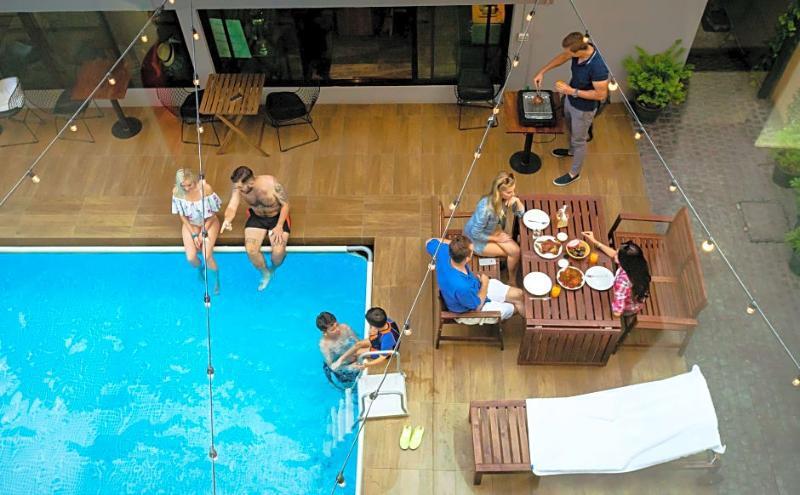 Nest By Sangob Hotell Bangkok Exteriör bild