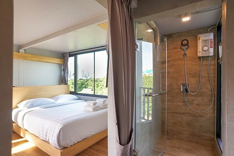 Nest By Sangob Hotell Bangkok Exteriör bild