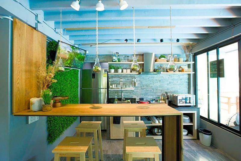Nest By Sangob Hotell Bangkok Exteriör bild